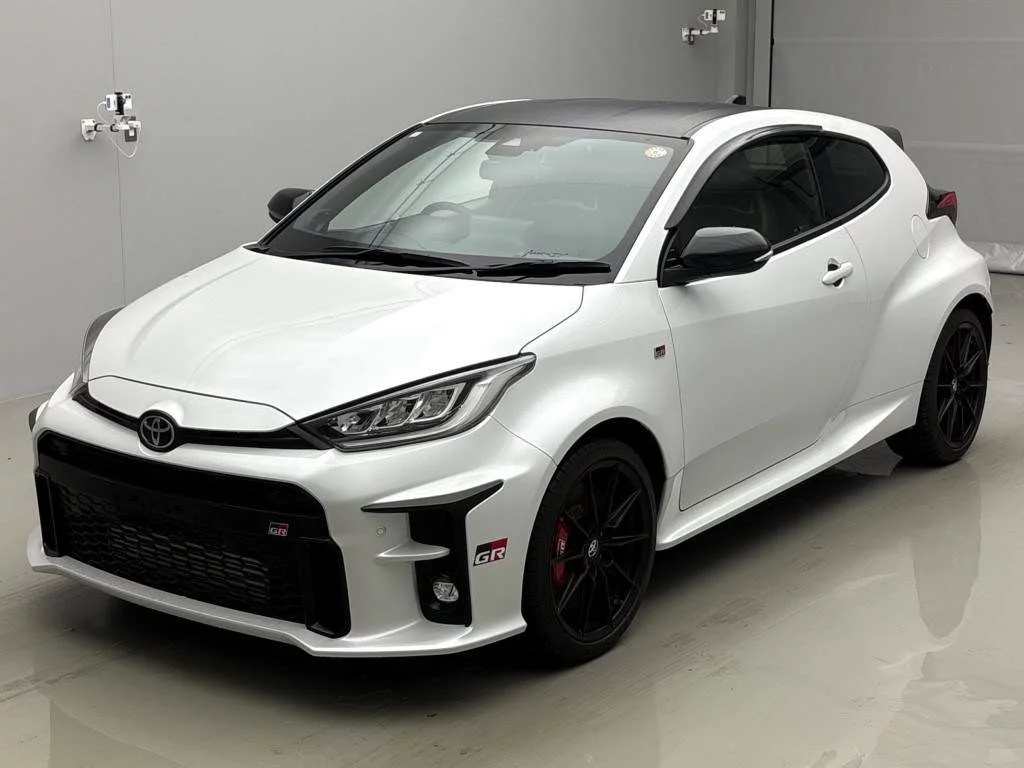 Toyota GR Yaris GXPA16 2021